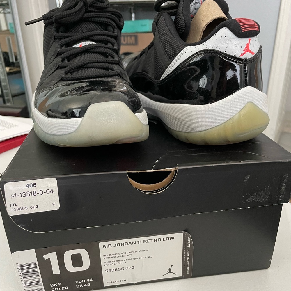 Air Jordan 11 Retro Low infrared size 10 M